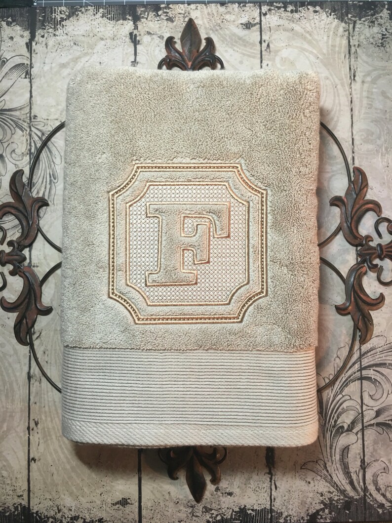 Monogrammed Luxury Bath Towel Set Hand Towels Wedding Gift Etsy