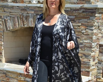 Designer print zijden kimono Zwarte zijden kimono Dames kimono badpak badpak bedekken zwarte zijden jas
