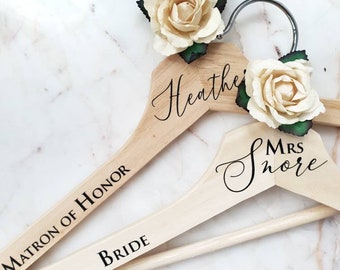 Cream Rose Personalised wedding hangers, Bridal party gift, Maid of Honour dress hanger, Bridesmaid wedding hangers, Wedding day hanger