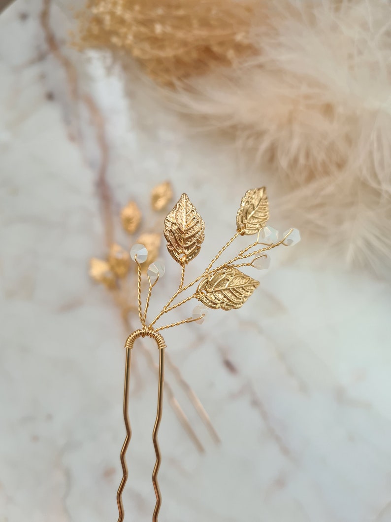 Vintage and Delicate Leaves & Crystals Bridal Hair Pins Bridesmaid Hair Pins Gold Leaf Bridal Headpiece Wedding Hair Accessory image 2