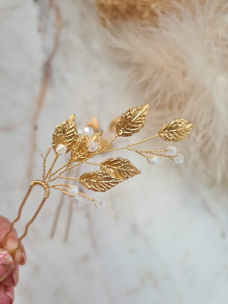 Vintage and Delicate Leaves & Crystals Bridal Hair Pins Bridesmaid Hair Pins Gold Leaf Bridal Headpiece Wedding Hair Accessory image 10