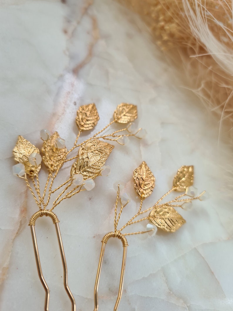 Vintage and Delicate Leaves & Crystals Bridal Hair Pins Bridesmaid Hair Pins Gold Leaf Bridal Headpiece Wedding Hair Accessory image 6
