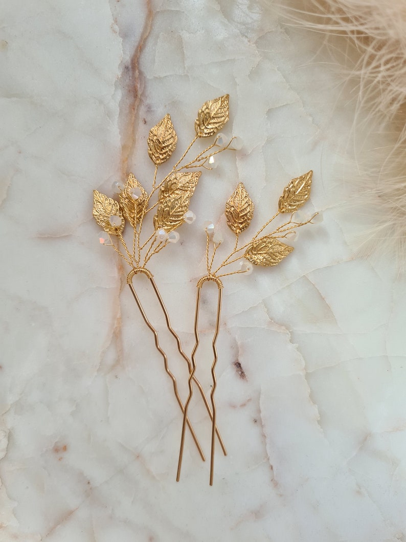 Vintage and Delicate Leaves & Crystals Bridal Hair Pins Bridesmaid Hair Pins Gold Leaf Bridal Headpiece Wedding Hair Accessory image 3