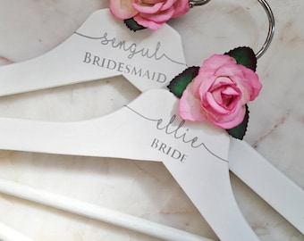 NEW!!Pink Rose Personalised wedding hangers, Bridal party gift, Maid of Honour dress hanger, Bridesmaid wedding hangers, Wedding day hanger