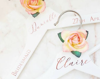 Pink Rose Personalised wedding hangers, Bridal party gift, Maid of Honour dress hanger, Bridesmaid wedding hangers, Wedding day hanger