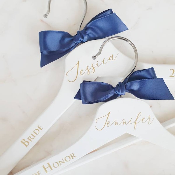 Navy Bow Personalised wedding hangers, Bridal party gift, Maid of Honour dress hanger, Bridesmaid wedding hangers, Wedding day hanger