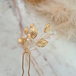 Vintage and Delicate Leaves & Crystals Bridal Hair Pins Bridesmaid Hair Pins Gold Leaf Bridal Headpiece Wedding Hair Accessory image 7
