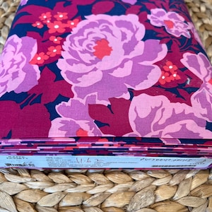 Rare - Joel Dewberry Flora - Chrysanthemum in Orchid by the half Yard