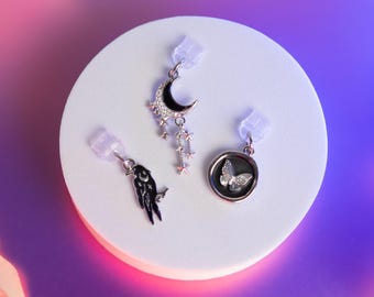 Dark Fantasy Romance E-Reader Kindle Dust Plug Charm, Reading Accessory, Book Lover Gift, Cute Tablet Raven, Moon Phone USB Plug Charm