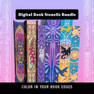 Op de afbeelding: Een verzameling van vijf boekruggen met kleurrijke, ingewikkelde illustraties in glas-in-loodstijl, waaronder een bloem, een konijn, een zwaard en draken. De tekst Digital Book Stencils Bundle en COLOR IN YOUR BOOK EDGES is zichtbaar.