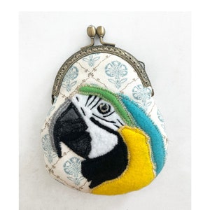 Parrot Purse, Parrot Head Coin Purse, Bird Purse, Felt Parrot Frame Kisslock Coin Purse, Patchwork Parrot Bird, Snap Purse, Purse Organizer