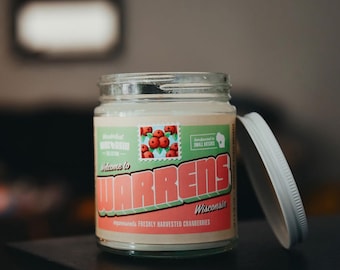 Warrens Wisconsin Cranberry Soy Candle: Nostalgic Scent
