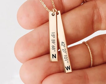 Coordinates necklace, personalized two bars necklace engraved with your custom coordinates, where we met gift for girlfriend, our first date