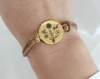 Custom combined family birth flower bouquet bracelet, leather wristband engraved with up to 6 birth month flowers, gift for mom and grandma
