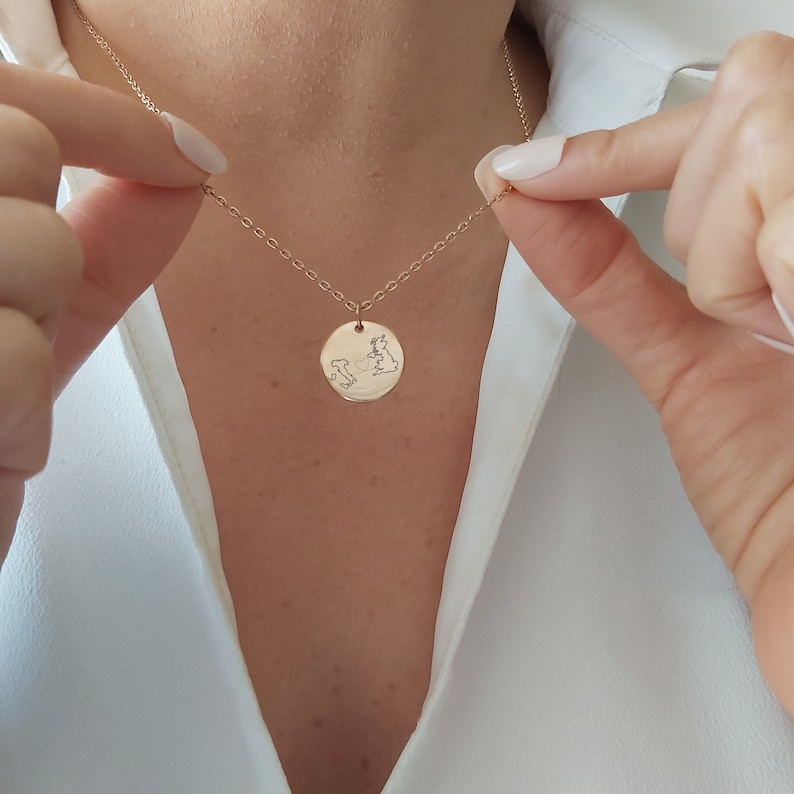 Gepersonaliseerde lange afstandsrelatie muntketting met op maat gegraveerde landgoed of landkaart, afscheidscadeau voor vriendin, liefdescadeau afbeelding 2