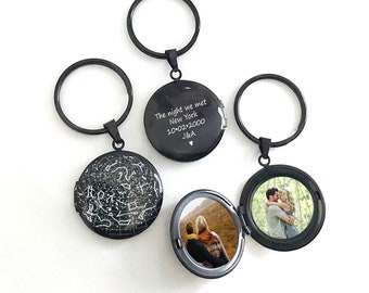 Night sky star map locket keychain with photo for girlfriend and boyfriend, personalized Anniversary & Valentines gifts for her and him