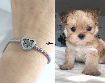 Pet portrait heart bead for bracelet, waterproof personalized charm with drawing from photo, dog memorial jewelry, animal sympathy keepsake