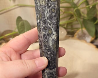 Kambaba Jasper Wand, 7.70oz, 7" Tall, Beautiful Heavy Wand, Home Decor, Reiki, Healing, Kambaba
