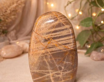 Peach Moonstone Freeform, 8.95oz, 3.75" Tall × 2.50" Wide. Beautiful Flashy, Home Decor, Reiki, Healing, Peach Moonstone