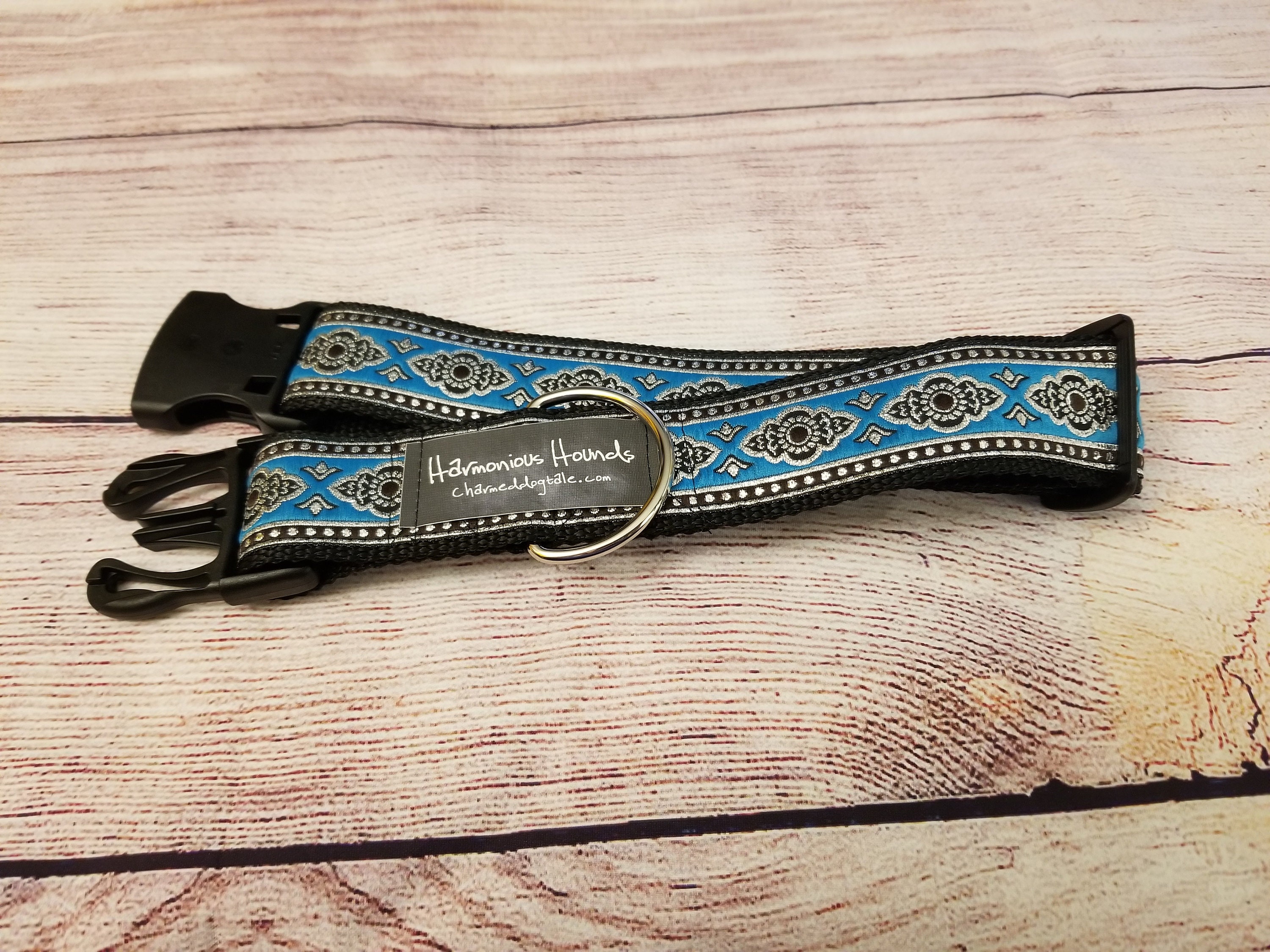 1426 Harmonious Hounds Dog Collar 1.5 width, Jacquard Ribbon, Guitar