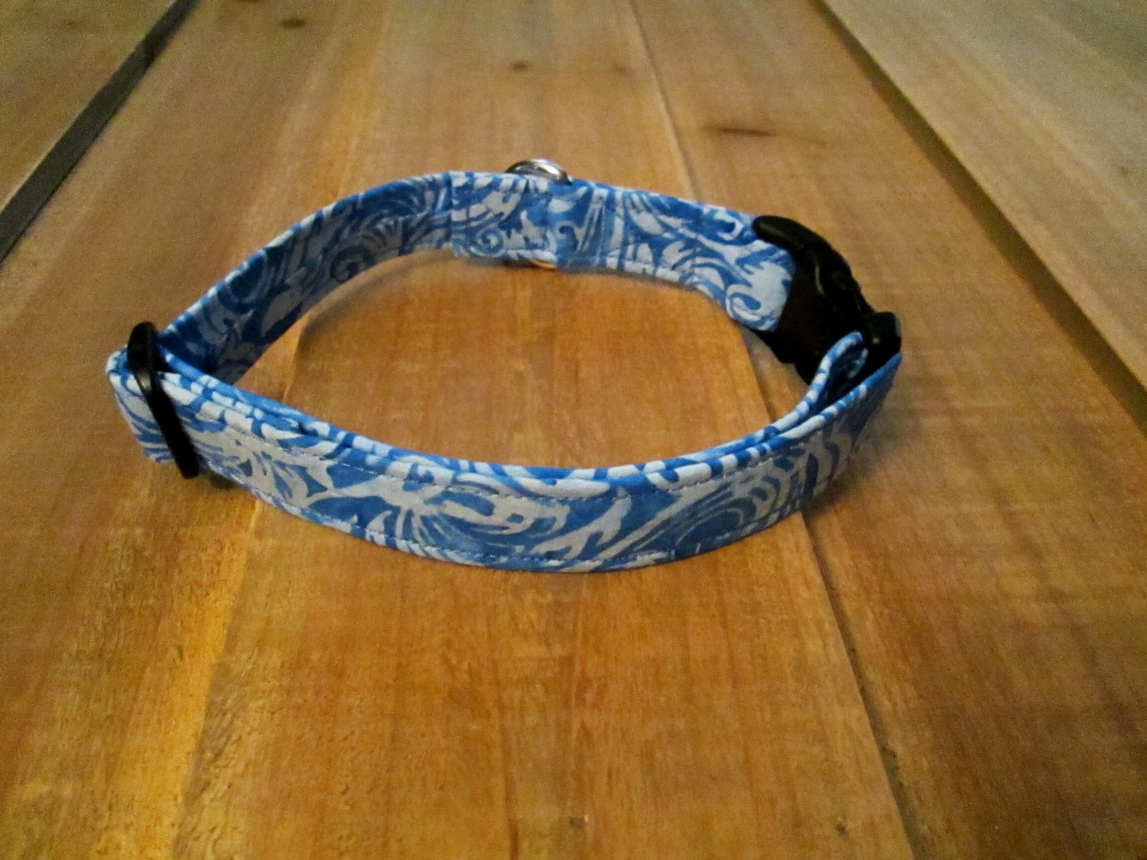 1120 Bow Wow Dog Luau Collar 3/4 width, Hawaiian Pet Collar, Fabric