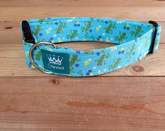 13"-27" Frog Dog Collar 1.5" Width, Pet Collar, Medium, Large, XL, Summer Collar, Colorful Dog Collar, Froggy Collar