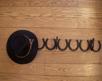 3 Hat Wall Mounted Cowboy Hat Rack