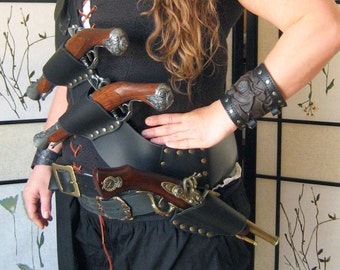 Pirate Baldric BlackBeard Freebooter Captain Black Sails LARP Leather Baldric Flintlock Gun Holsters