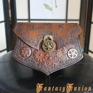 Steampunk Victorian Pouch // Renaissance Retro Clock Gears // Sci Fi Leather Belt Pouch Treasure