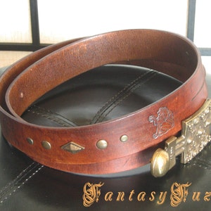 Medieval Lord Knight with Lion Heraldic Carving Leather Belt