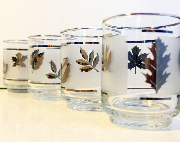 Vintage Set of 4 Frosted Flat Tumbler or Juice Glasses by Libbey -  Four Retro Silver Leaf Foliage Pattern - Ca 1950s to 1970s Mid Century