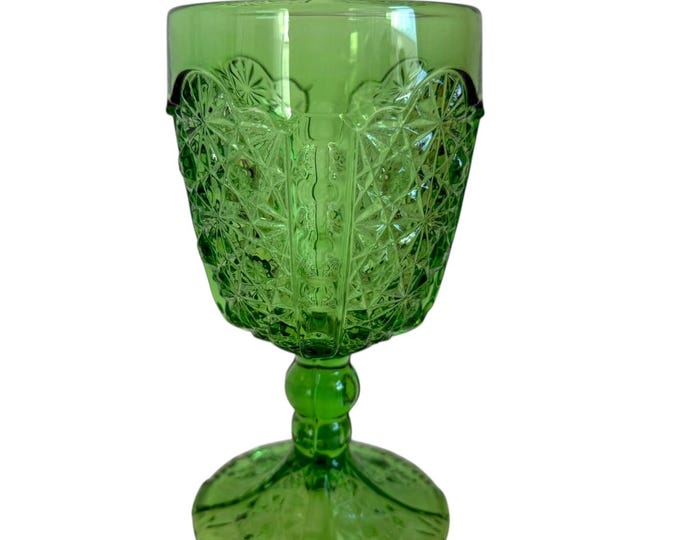 Green Daisy and Button Glass Goblet - Vintage L G Wright Co Drinking or Display - Single Glass