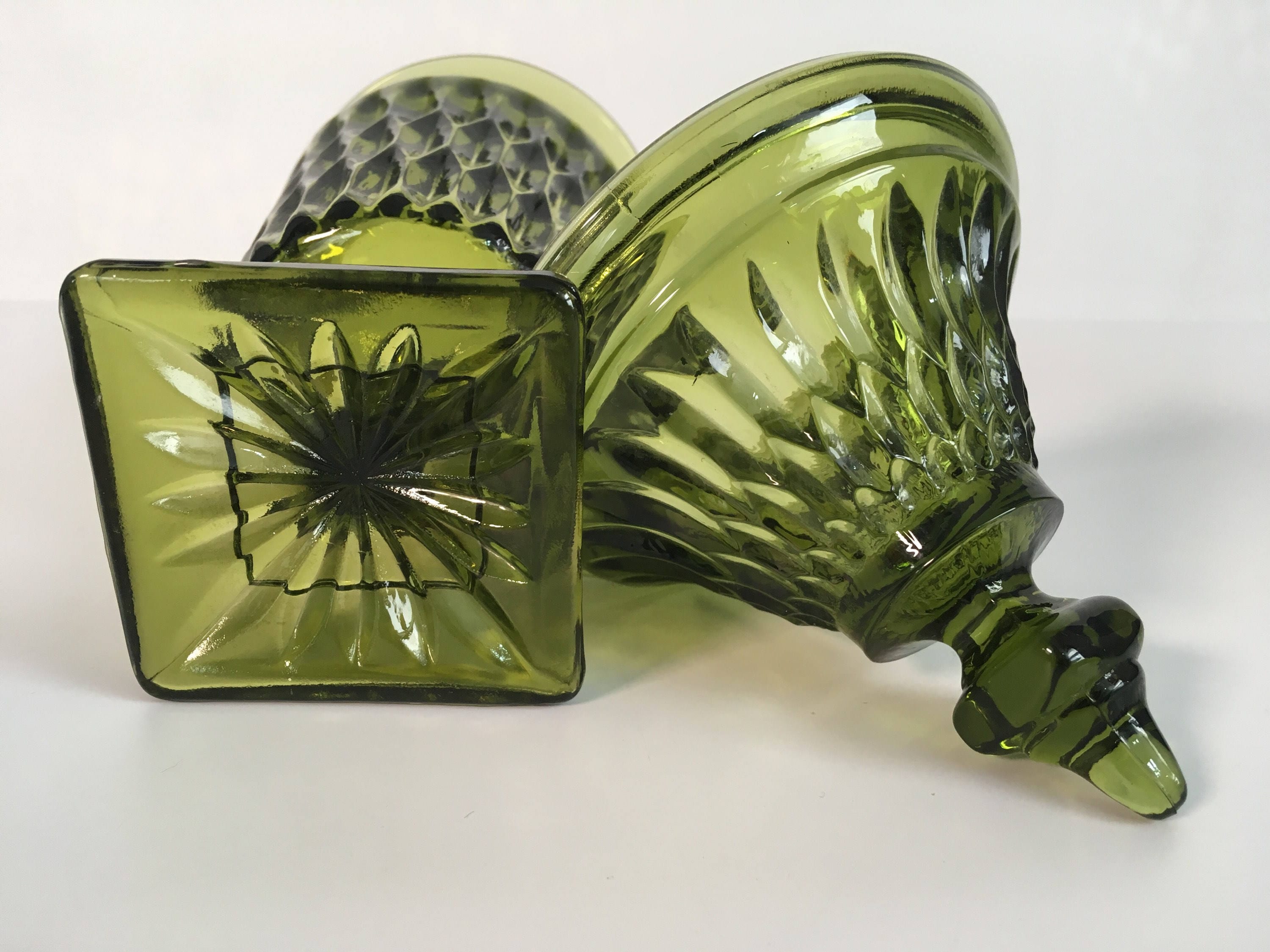 Vintage Indiana Glass Mt. Vernon Diamond Point Square Base Green Candy