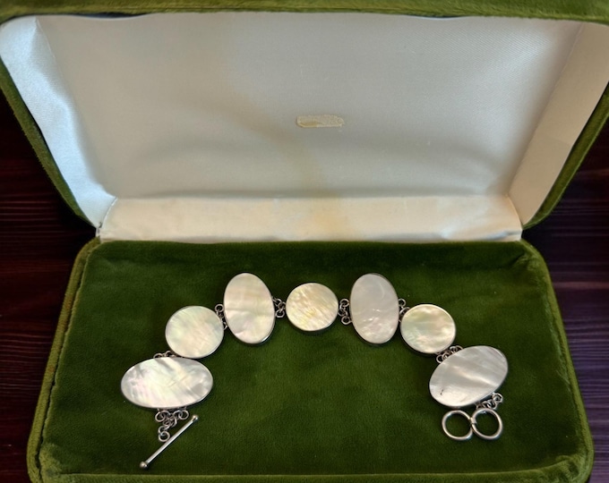 Vintage Mother-of-Pearl & Sterling Silver Chain Bracelet w/ Oval and Round Disc Shapes Encased in SS Frames - Retro Estate Jewelry