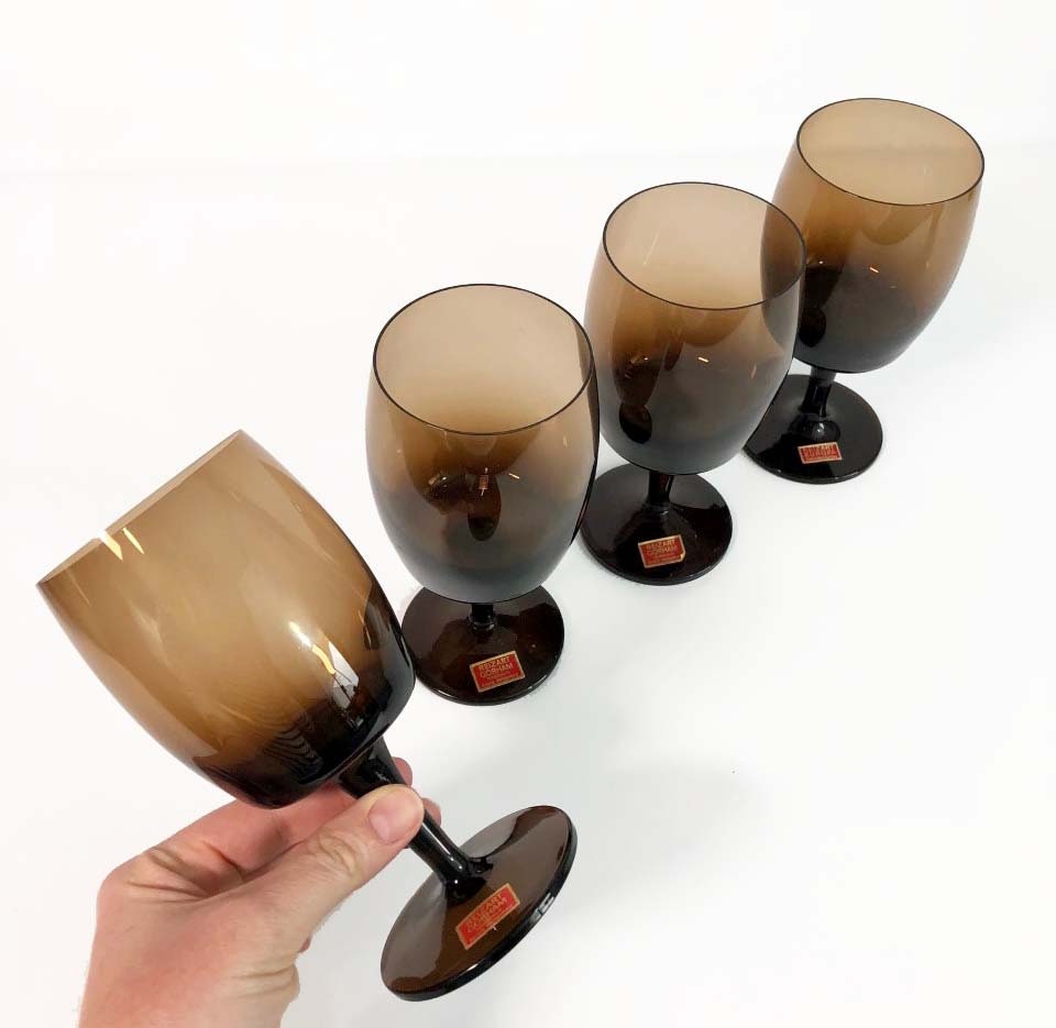 Gorham Accent Brown 10oz Water Goblets Set of 4 Dark Brown Stemmed