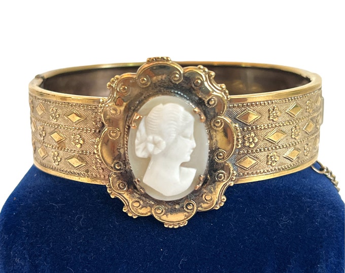 Vintage Gold Tone Bangle Bracelet w/ Cameo on Scalloped Background - Retro Estate Jewelry - Victorian Estate Jewelry