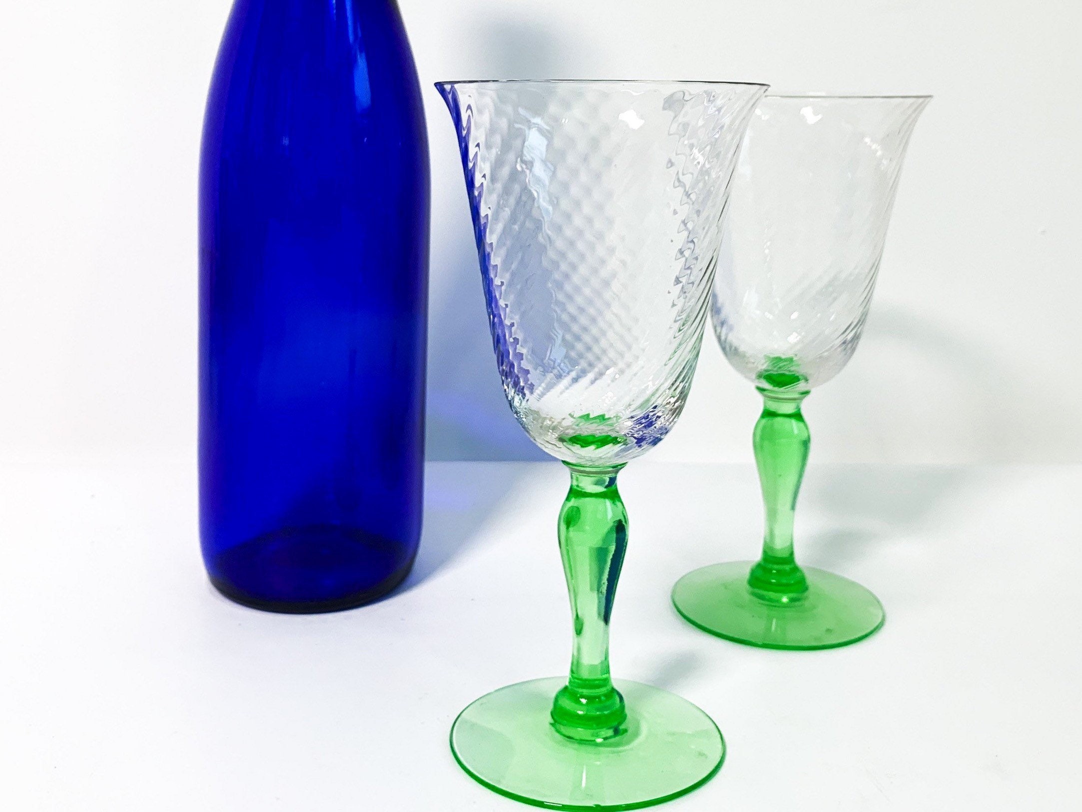 Vintage Pair Green Spiral Optic Glasses 2 Depression Era Optic Swirl