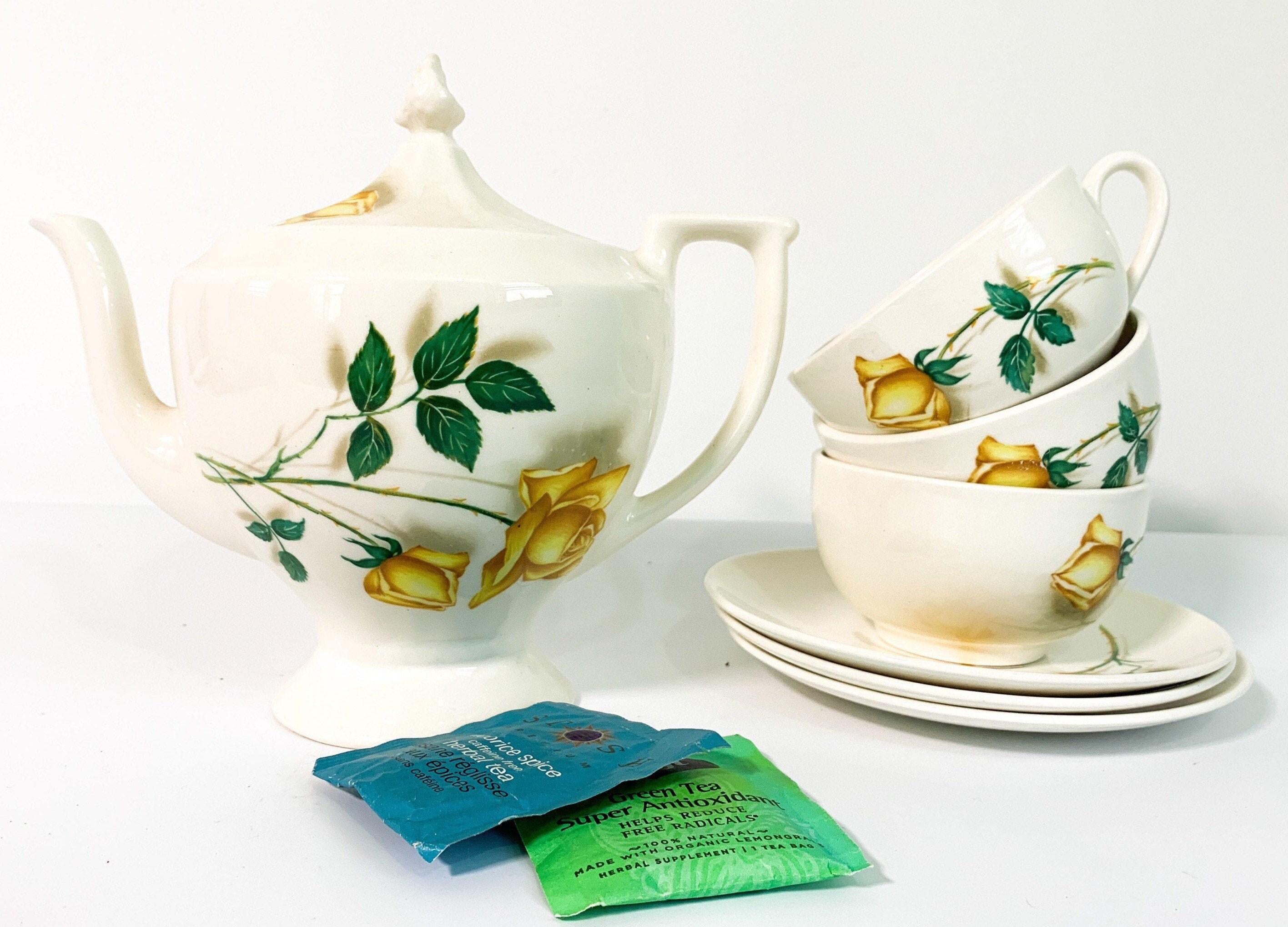 Ceramic Teapot | Mountain Rose Herbs