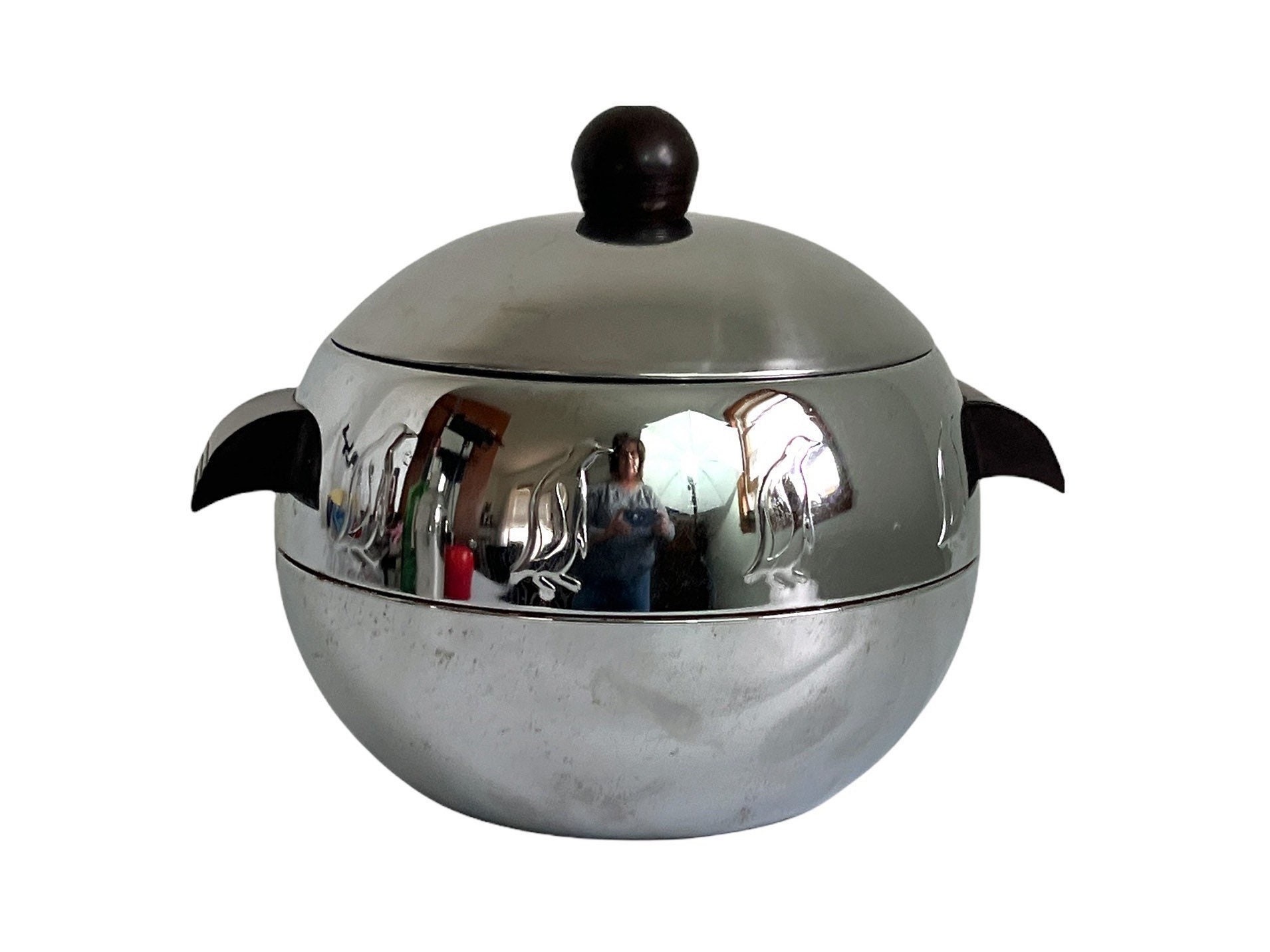 Vintage 1960s Penguin Hot Cold Server w/ Bakelite Handles - Retro Round