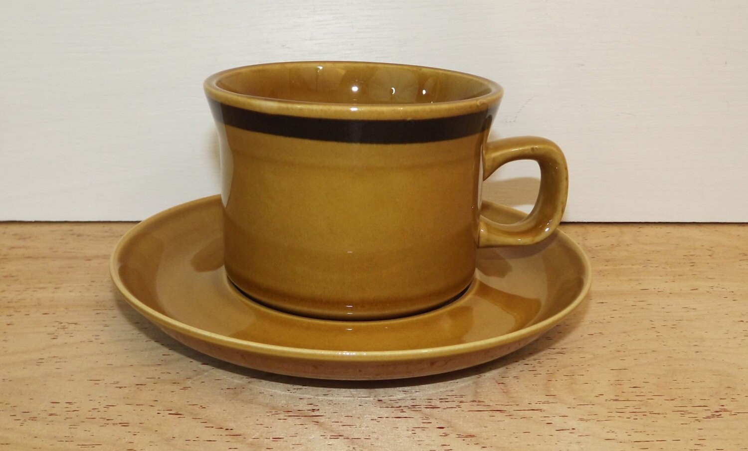 Vintage Honey Stoneware Coffee / Tea Cups or Mugs with Matching Saucers