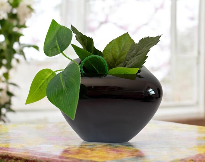 Retro Black Haegar Mod Vase - Vintage DARK Low Ceramic Table Vase - Dated 2001 w/ Sticker - Home Decor Unique Square shape - Funky Boho