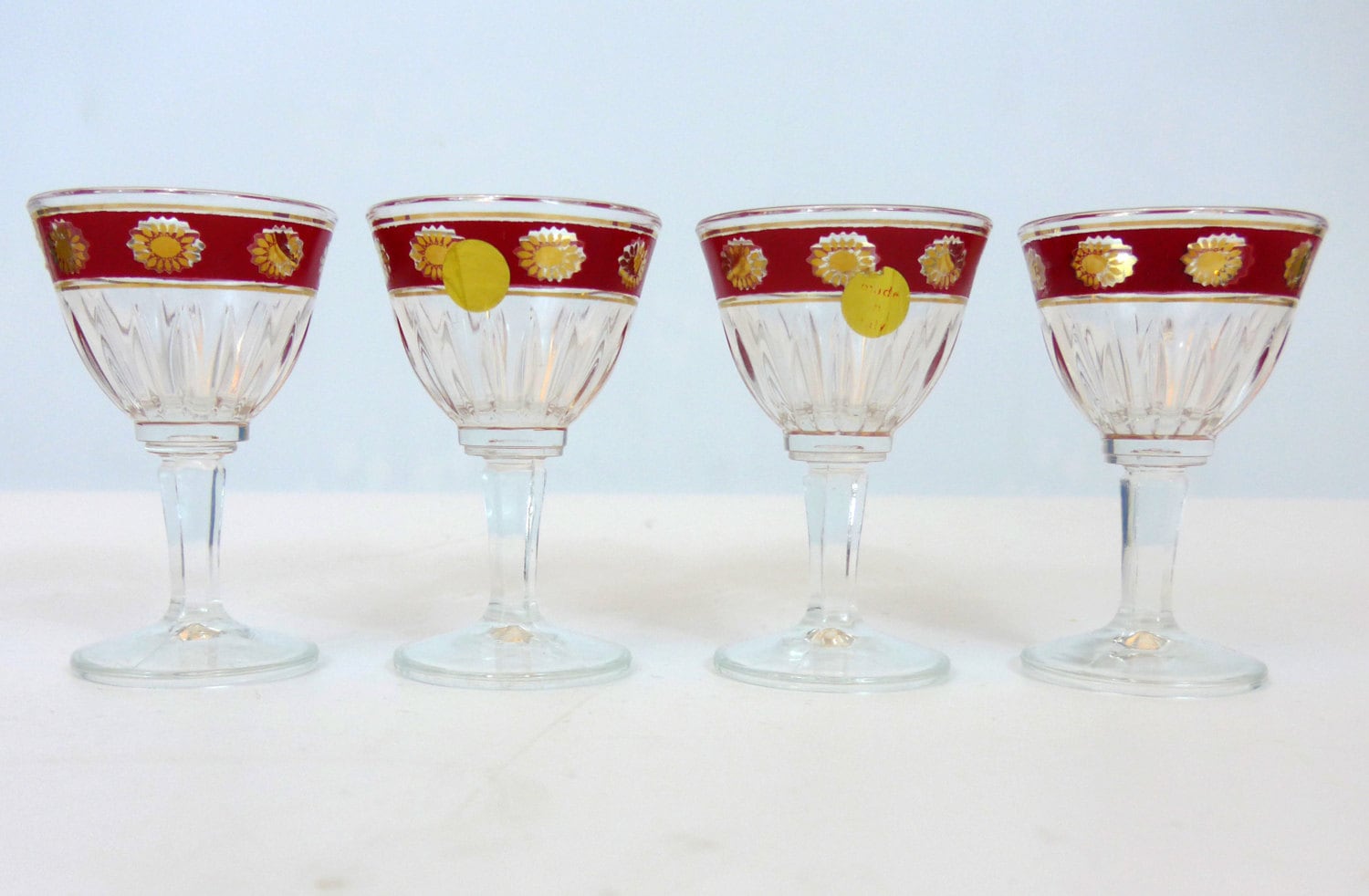 4 Vintage Cordials Wine Glasses Red & Gold Bands Gold Sunburst on Bowl