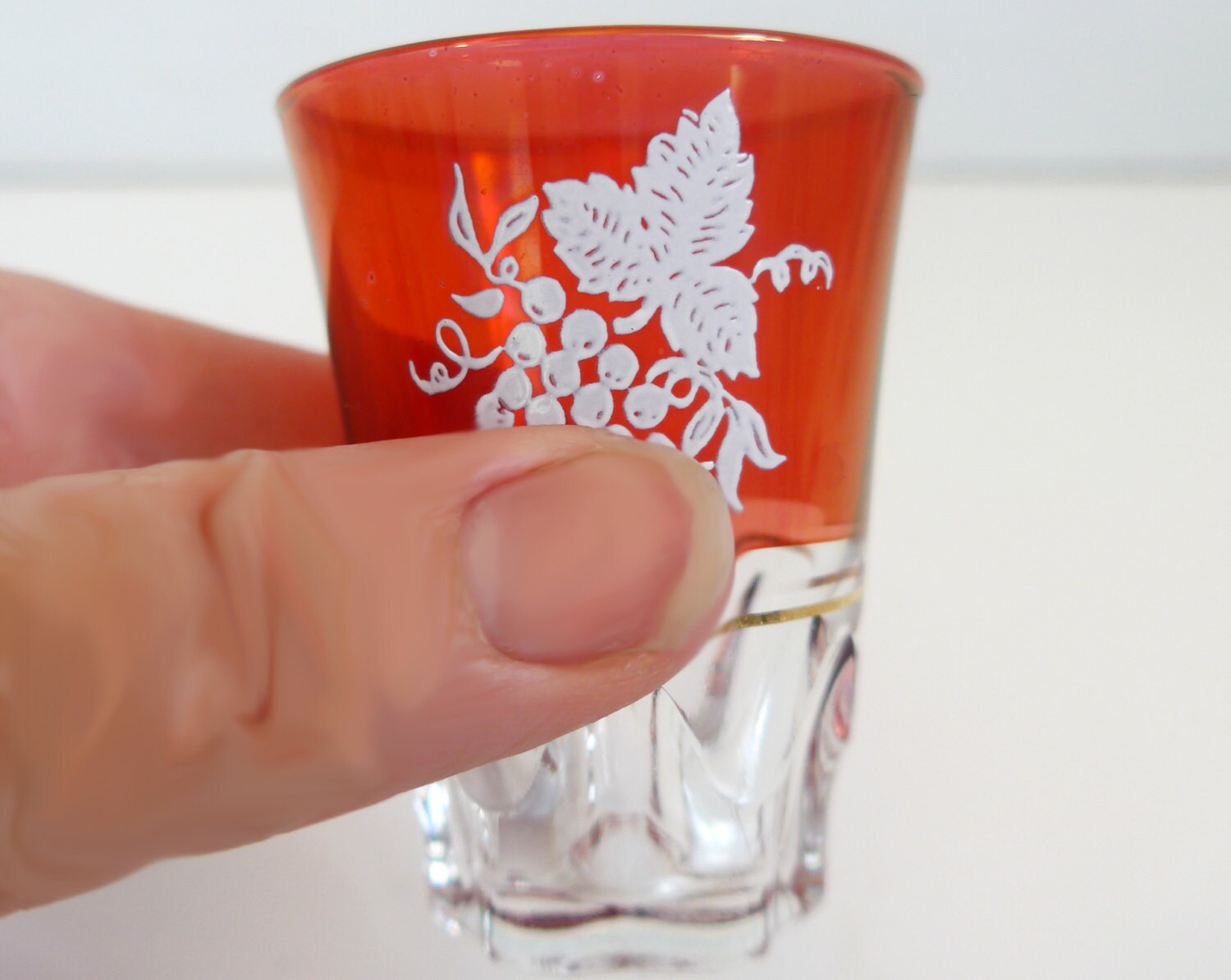 6 Vintage Red / Cranberry Colored Shot Glass Glasses Grape Motif on