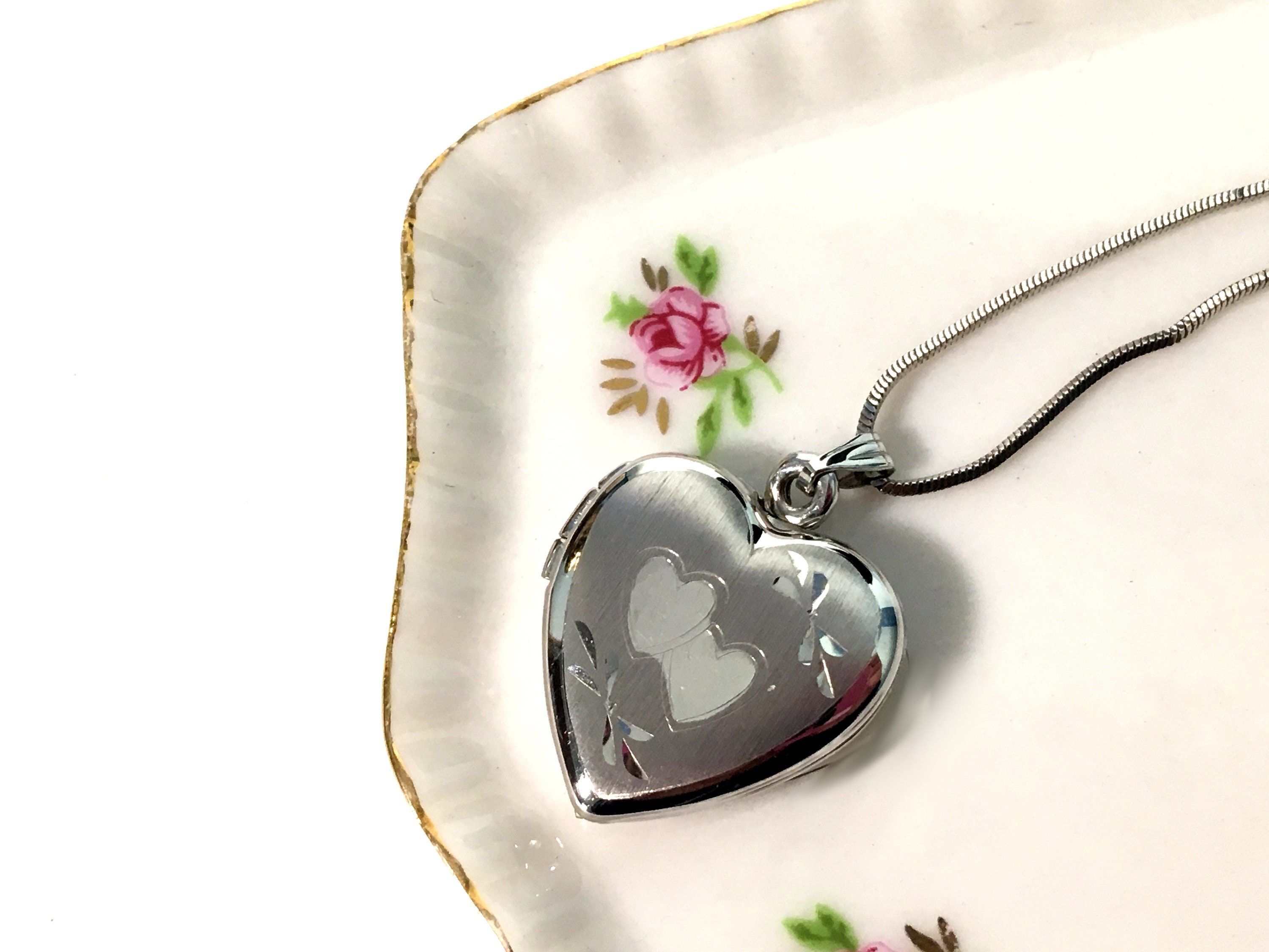 Heart Locket Pendant Necklace in Sterling Silver (18)