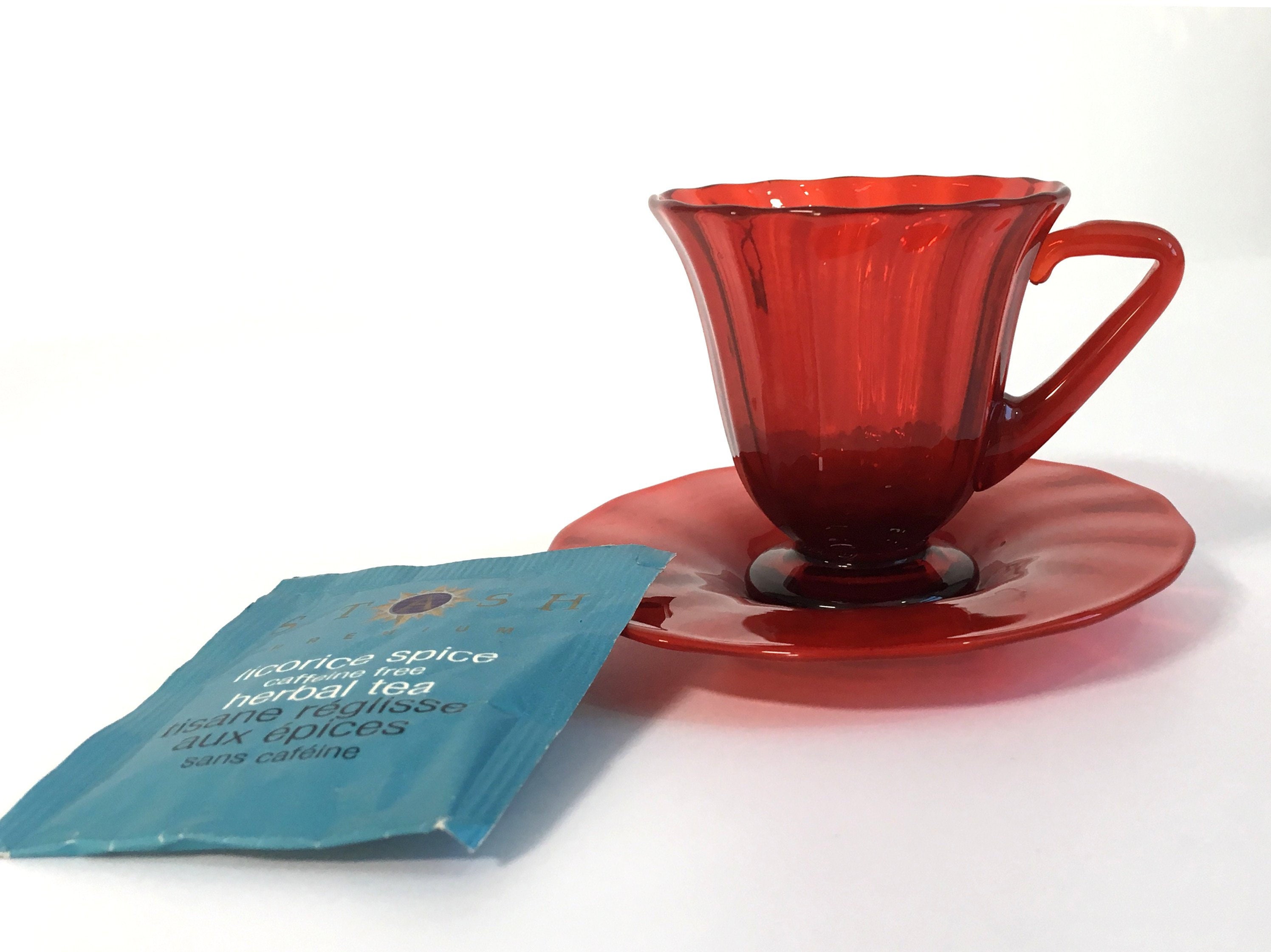 2 Vintage Red Glass Espresso Cups & Saucers Retro Demitasse 2 Piece