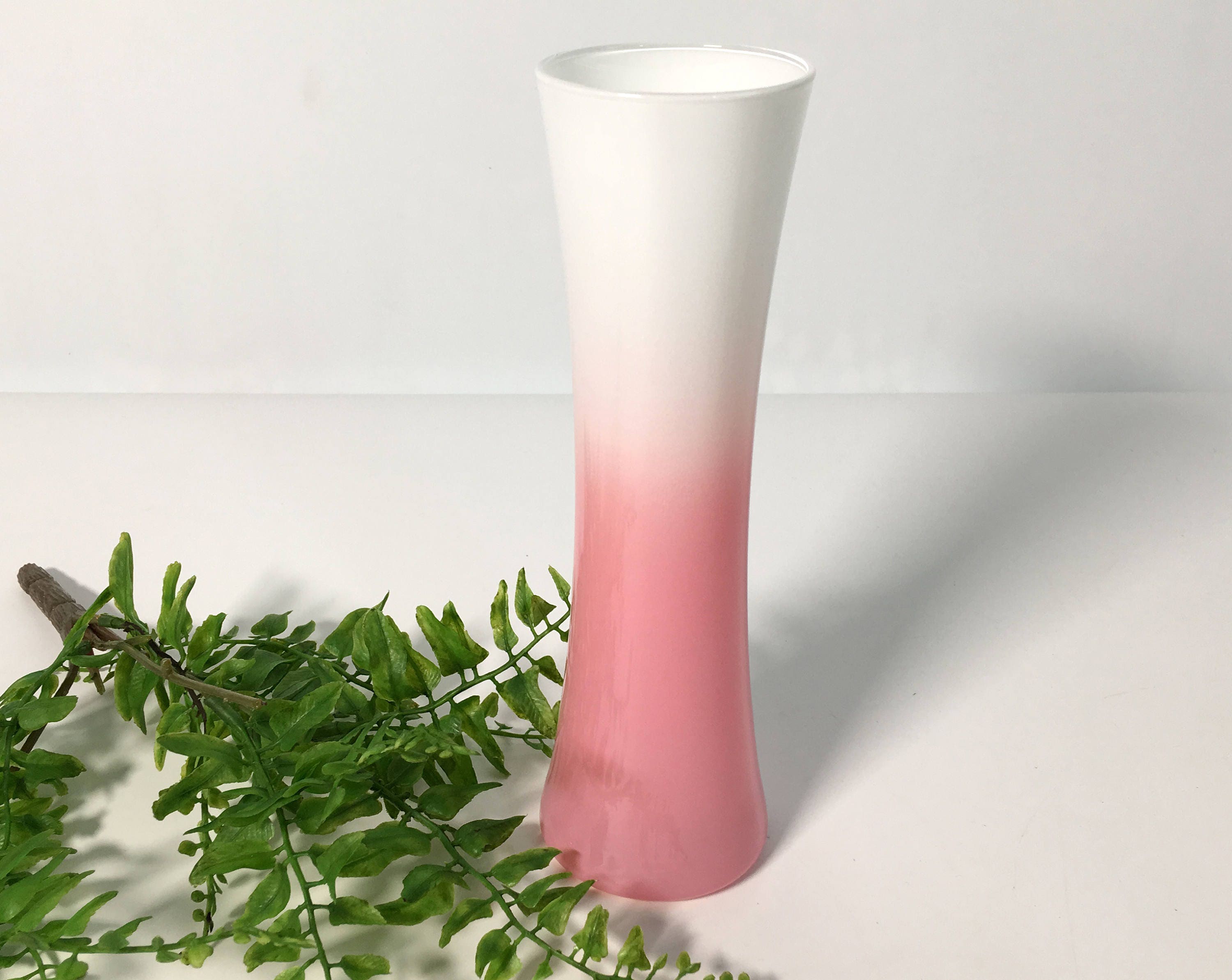 Vintage Libbey Pink Ombre Bud Vase Retro Pink White Glass Flower Vase