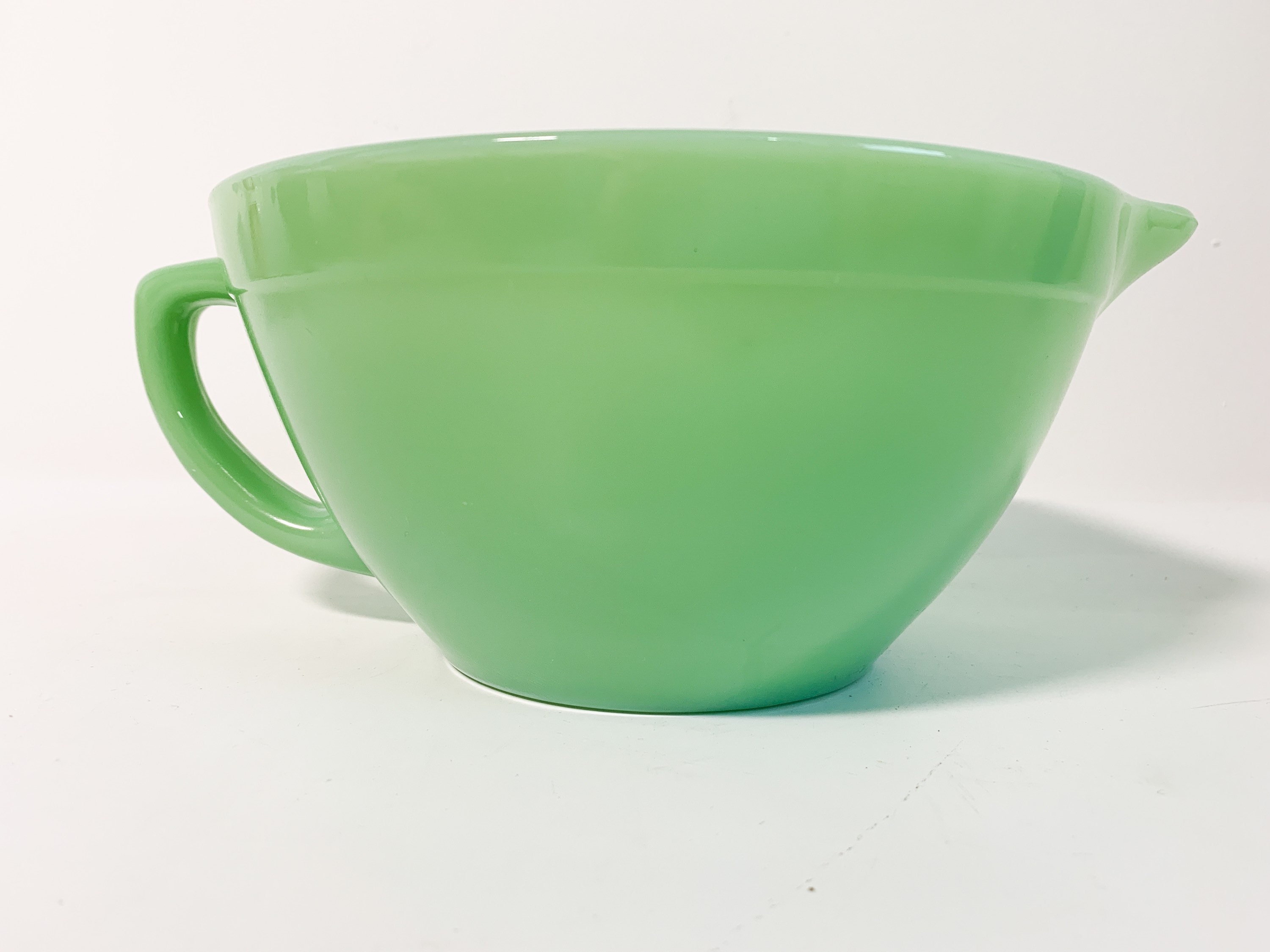Vintage Oven Ware Batter Bowl Glassware Jadeite / Jadite Light Green / Milk Glass Mid