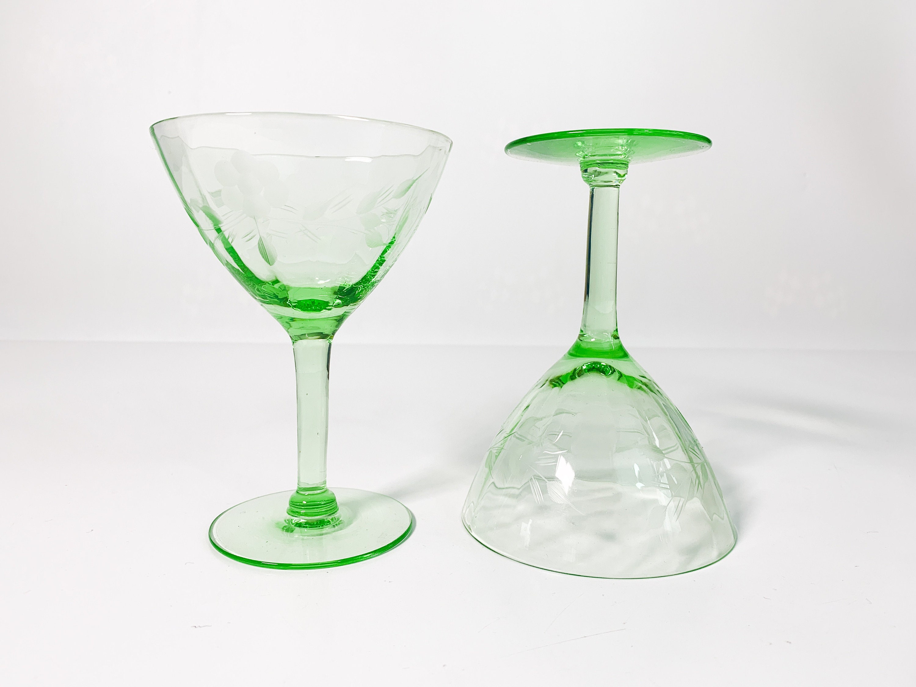 4 Vintage Green Depression Glass Champagne Coupes Glasses Stemware 4 Retro Light Green Base