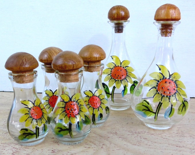 Mid century Flower Power Vintage Glass Cruet Set - Mod 6 Piece Salad Kitchen Cruet Set - 1970s Serving Entertaining  Hand painted Sunflowers