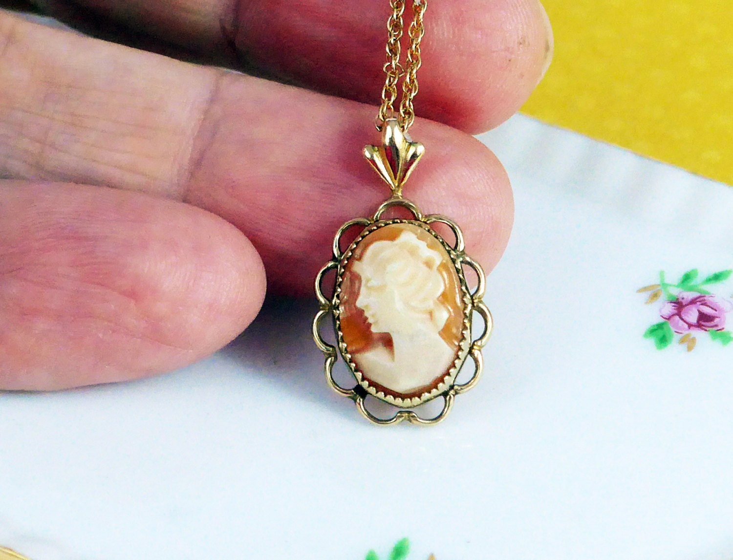 Vintage Cameo Pendant 14k Gold Filled on Chain - Carved Shell Cameo ...